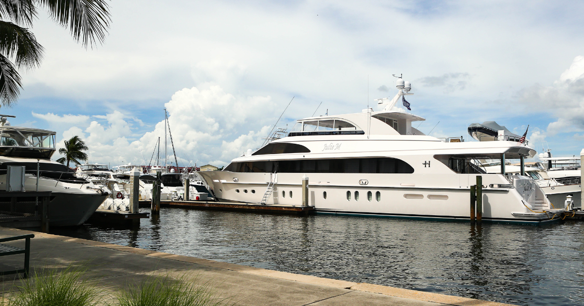 mom old naples yacht boat waterfront (1)